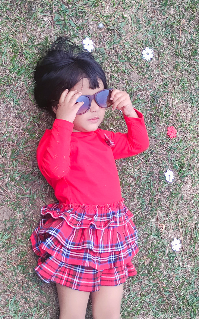 3/4th sleeves red plain and checks knee length frock for girls 
